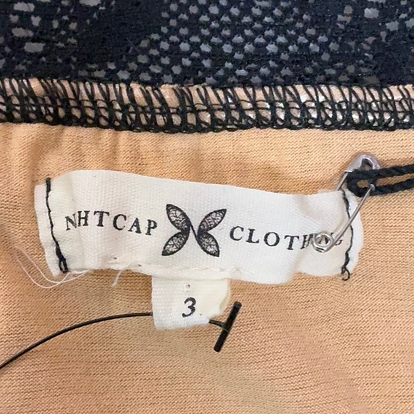 NWT NIGHTCAP CLOTHING brand fits 4 6 crochet lace black over nude stretch lining - Picture 5 of 9